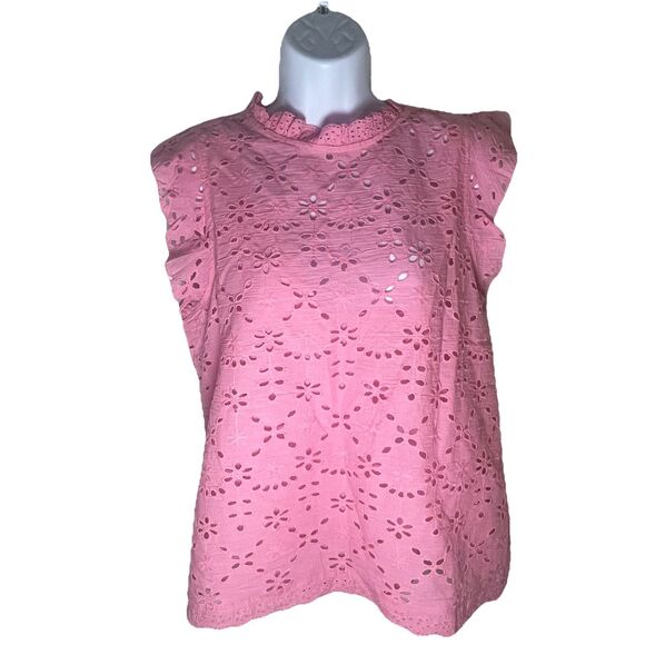 Jennifer & Grace Tops - Jennifer & Grace Eyelet Flutter Sleeve Blouse Pink Medium NWT Keyhole Back